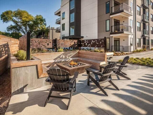 Cozysuites Spacious 2Br Next To Whole Foods 印第安納波利斯 外观 照片