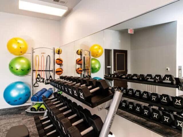 Cozysuites Spacious 2Br Next To Whole Foods 印第安納波利斯 外观 照片